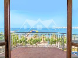 Edificio en venta en Roses photo 0