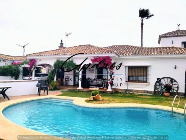 Chalet en venta en San Luis de Sabinillas, Hacienda Guadalupe photo 0