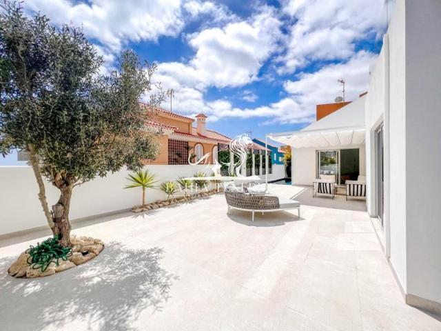 Chalet en venta en Adeje, Los olivos, adeje, 38670 photo 0