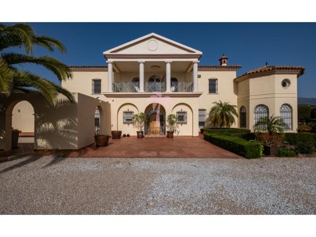 Chalet en venta en Canillas de Aceituno photo 0