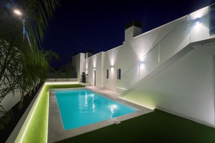 Atico Duplex en venta en Benahavís, La Quinta photo 0