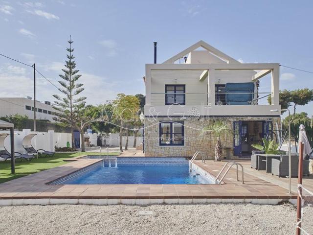 Chalet en venta en Alicante, Vistahermosa photo 0