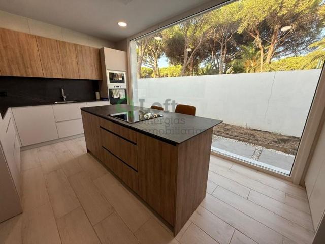 Chalet en venta en Chiclana de la Frontera photo 0