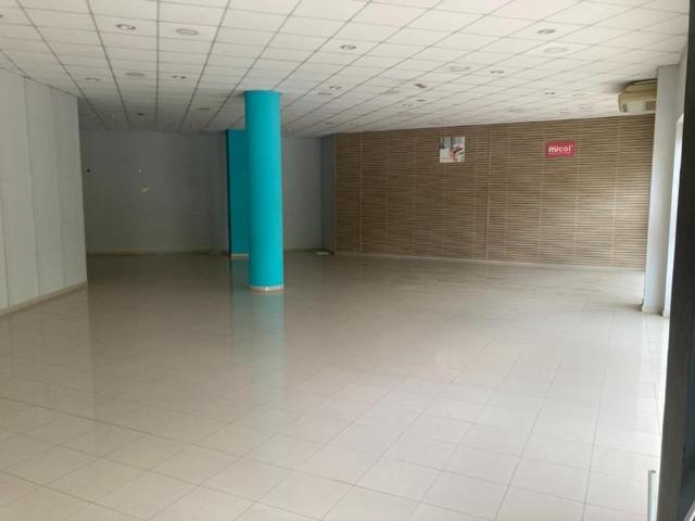 Local comercial en venta en Estepona, Casco Urbano photo 0