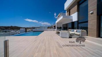 Casa en venta en Finestrat photo 0
