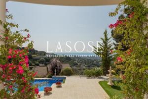 Casa en venta en Arenys de Munt, Arenys de Munt photo 0