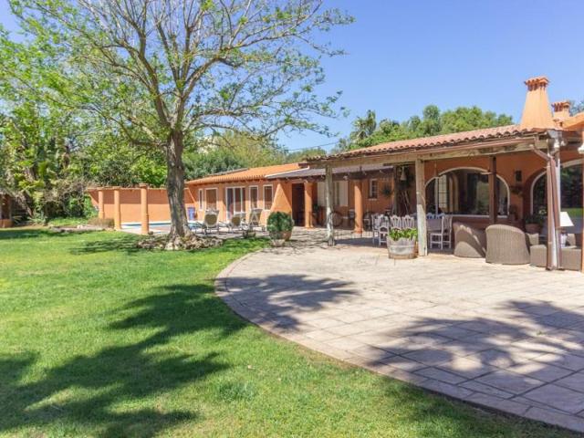 Casa con terreno en venta en Mahón-Maó photo 0