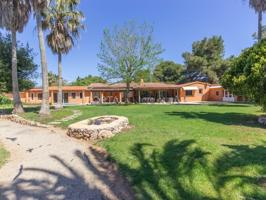 Casa con terreno en venta en Mahón-Maó photo 0