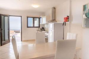 Casas de pueblo en venta en Tías, La Asomada photo 0