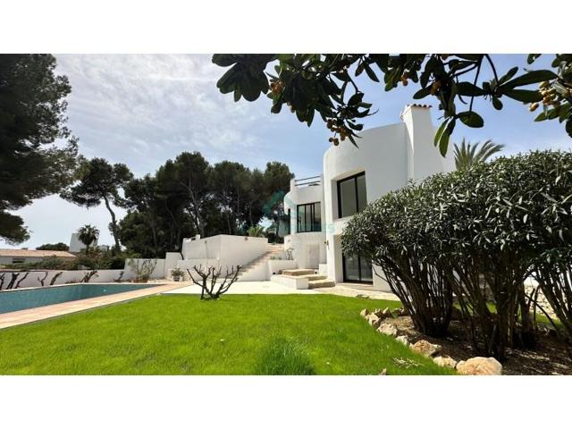 Chalet en venta en Jávea-Xàbia photo 0