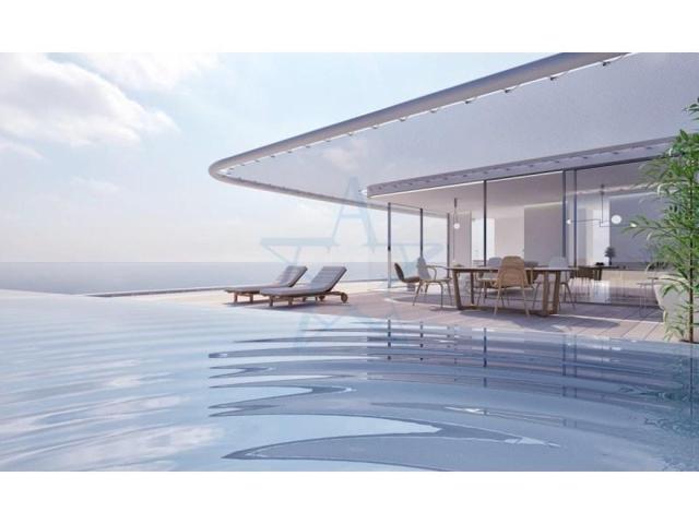 Apartamento en venta en Estepona photo 0