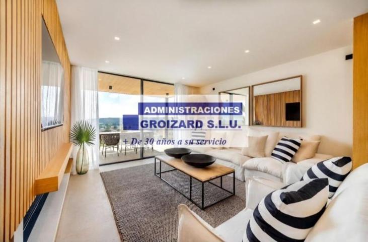 Piso en venta en Calvia, Santa Ponsa photo 0