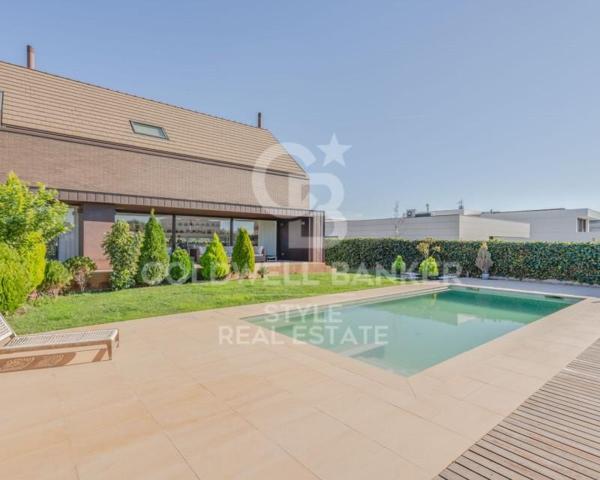 Casa en venta en Matadepera photo 0