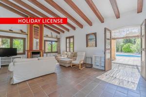 Casa con terreno en venta en Calvia, Peguera photo 0