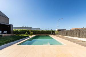 Chalet en venta en Matadepera, Verge de Montserrat photo 0