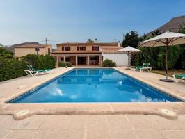 Casa en venta en Pollença, Port de Pollença photo 0