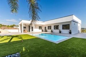 Casa en venta en Sant Quirze del Vallès, Can Pallàs - Can Llobateras photo 0