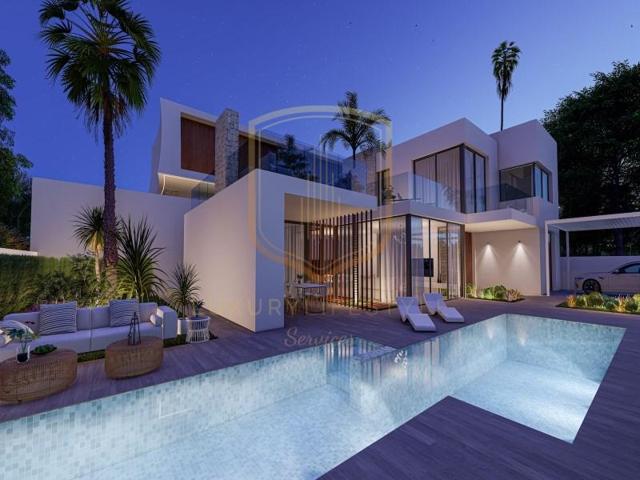 Chalet en venta en Alfaz del Pi photo 0