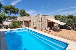 Chalet en venta en Calvia, El Toro photo 0