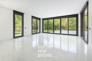 Casa en venta en Cerdanyola del Vallès, Bellaterra photo 0