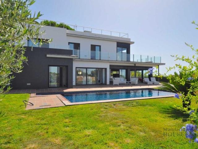 Casa en venta en Lloret de Mar photo 0