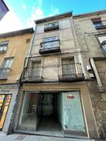 Edificio en venta en Segovia, Casco antiguo photo 0