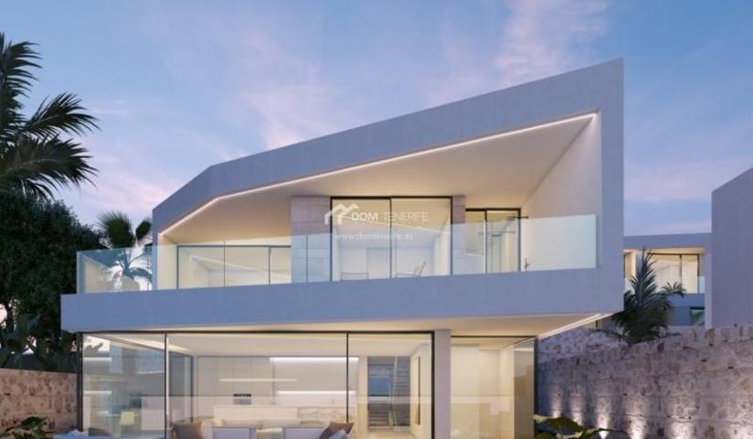 Chalet en venta en Arona, Los Cristianos photo 0