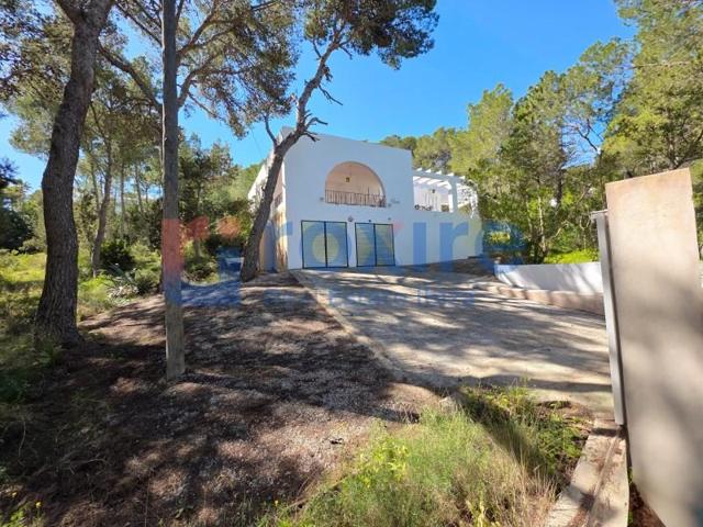 Chalet en venta en Sant Josep de sa Talaia photo 0