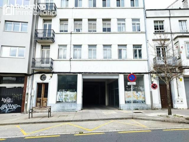 Local comercial en venta en Santiago de Compostela, Ensanche photo 0