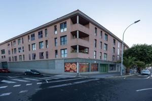 Local comercial en venta en Santa Lucía de Tirajana, El Doctoral photo 0