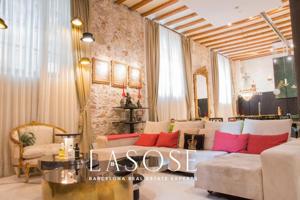 Casa en venta en Barcelona, El Gòtic photo 0