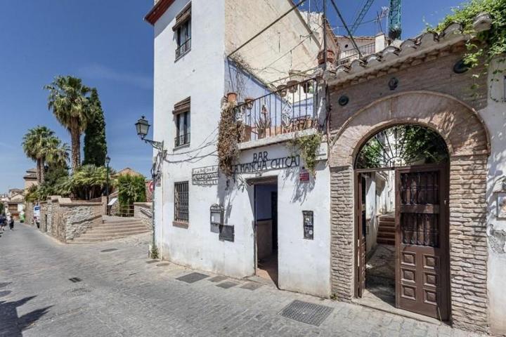 Edificio en venta en Granada, Albaycin photo 0