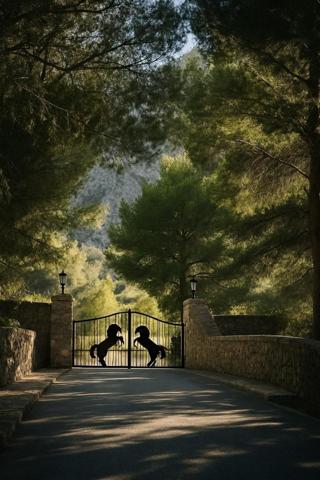 Casa con terreno en venta en Callosa d'En Sarria, Comunidad valenciana photo 0