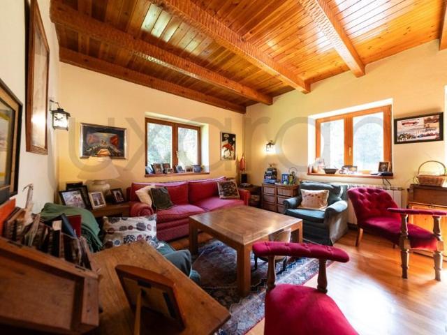 Casa con terreno en venta en Naut Aran photo 0