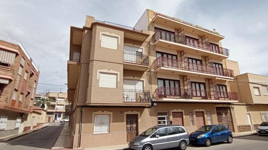 Edificio en venta en Los Alcázares, La Rambla photo 0
