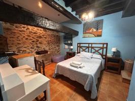 Casa con terreno en venta en Logrosán, Logrosan photo 0