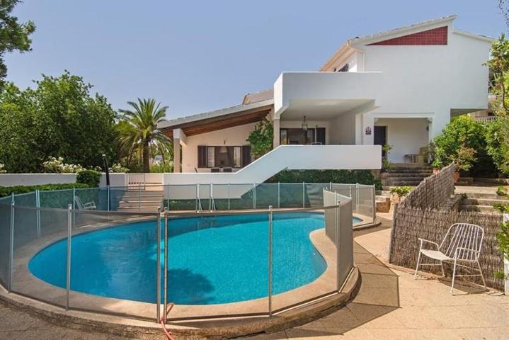 Casa en venta en Llucmajor, S´Arenal photo 0