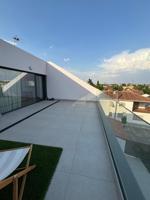 Bungalow en venta en Pozuelo de Alarcón, Zona Pueblo photo 0