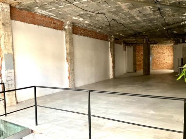 Local comercial en venta en Marbella, Marbella Centro photo 0