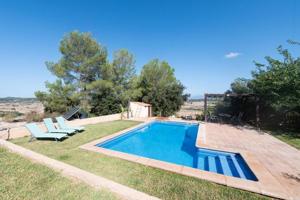 Casa con terreno en venta en Sineu, Sineu photo 0