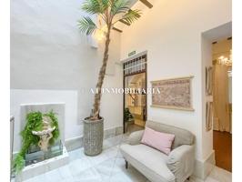 Edificio en venta en Cádiz photo 0