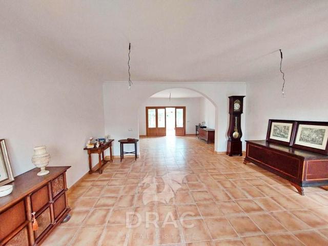 Casa en venta en Santanyí, Santanyi photo 0