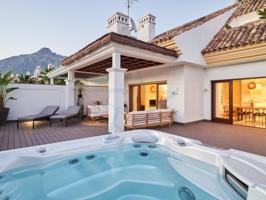 Apartamento en venta en Marbella, Marbella Centro photo 0