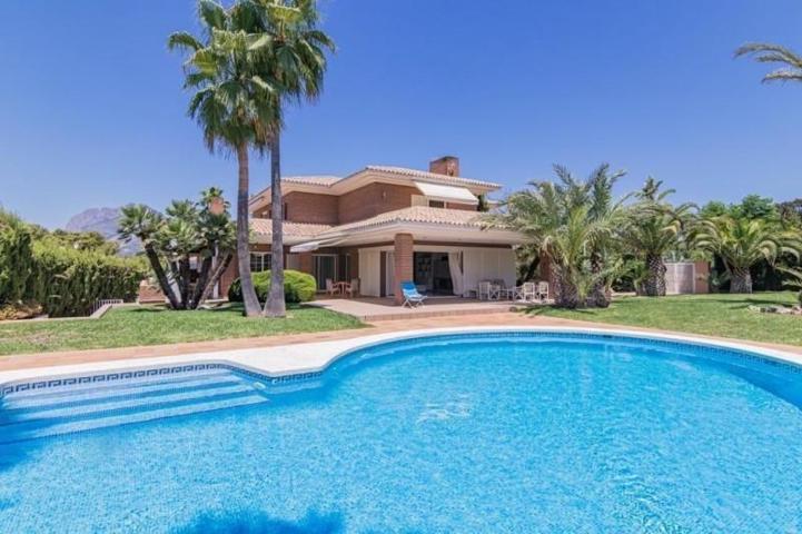Chalet en venta en Benidorm, Poniente photo 0