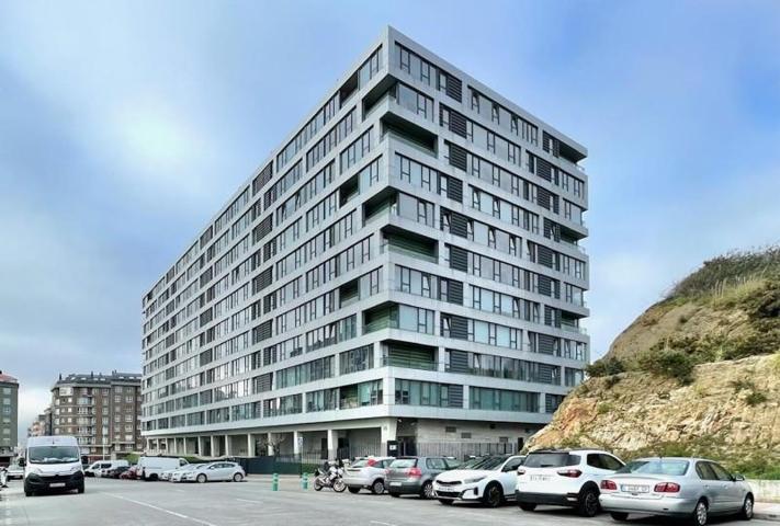 Local comercial en venta en A Coruña, Avenida de Lamadosa, 15009 photo 0