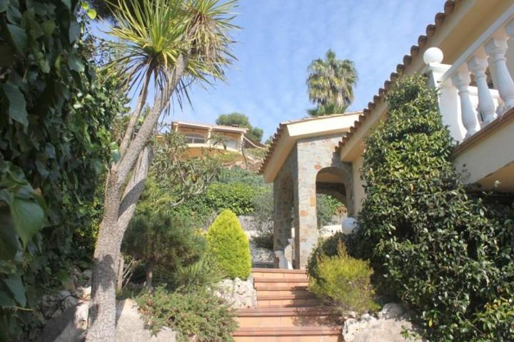 Chalet en venta en Blanes, Cala Sant Francesc photo 0