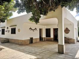 Chalet en venta en Sant Josep de sa Talaia photo 0