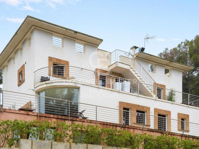 Chalet en venta en Calvia photo 0