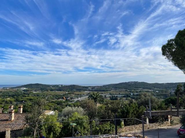 Casa en venta en Castell-Platja d'Aro, El Masnou photo 0