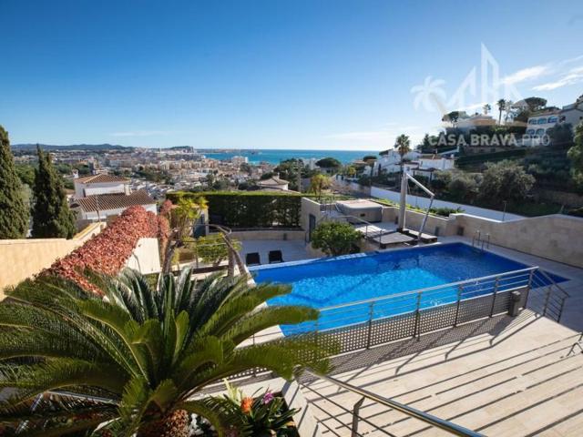 Casa en venta en Calonge photo 0